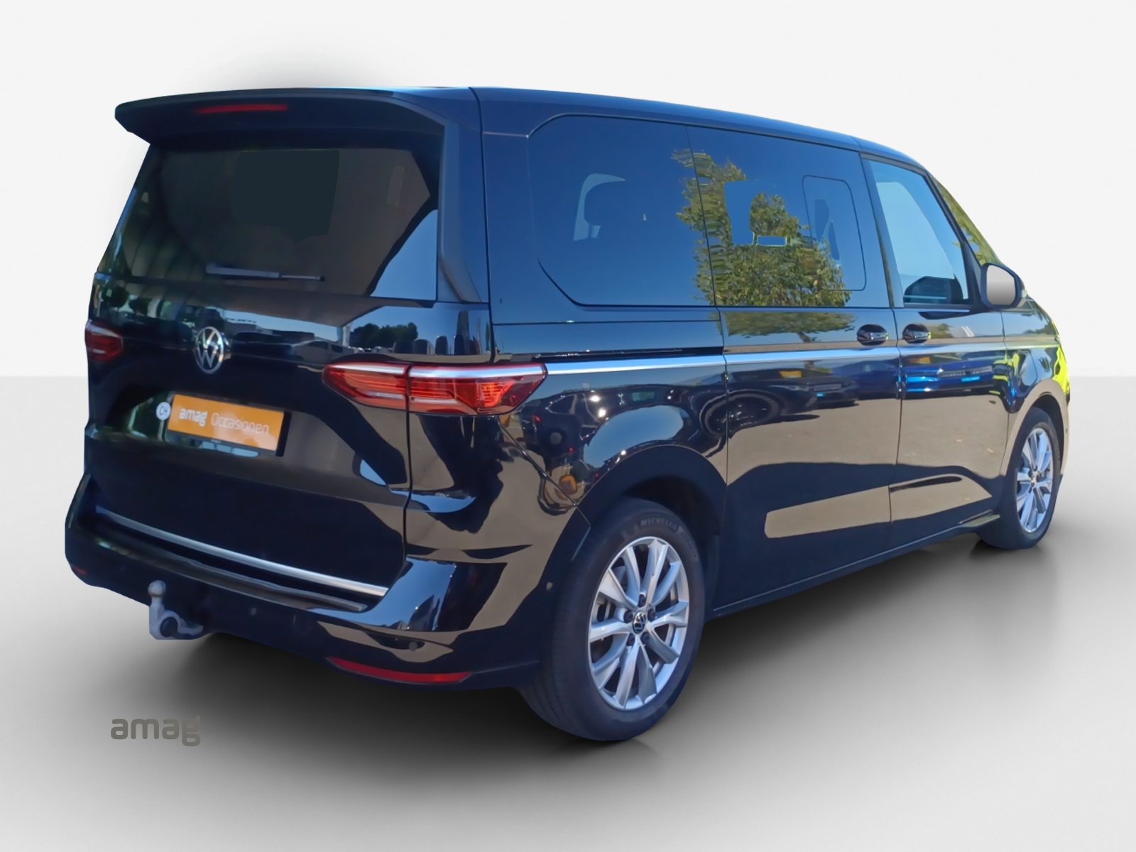 VW New Multivan Style Liberty kurz, Voll-Hybrid Benzin/Elektro, Occasion / Gebraucht, Automatik - 6
