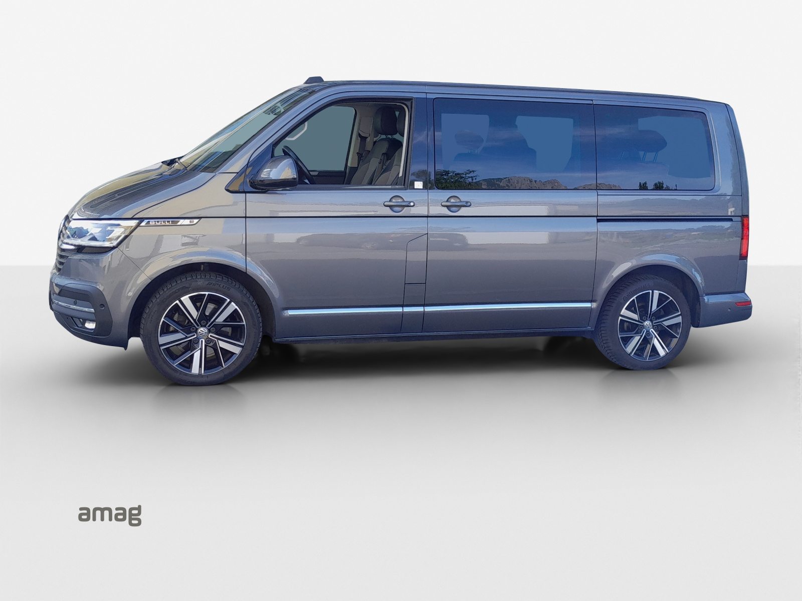 VW Multivan 6.1 Highline Liberty, Diesel, Occasion / Utilisé, Automatique - 2