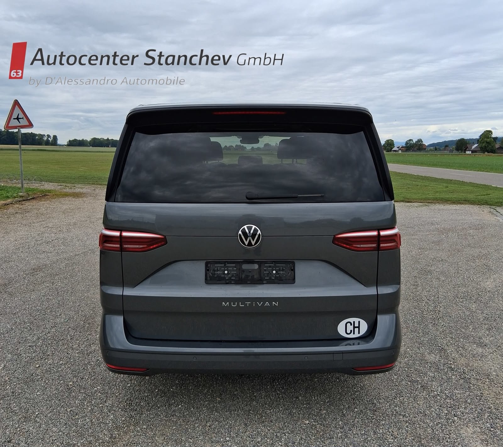 VW Multivan 1.5 TSI Liberty DSG Lang, Benzina, Occasioni / Usate, Automatico - 4