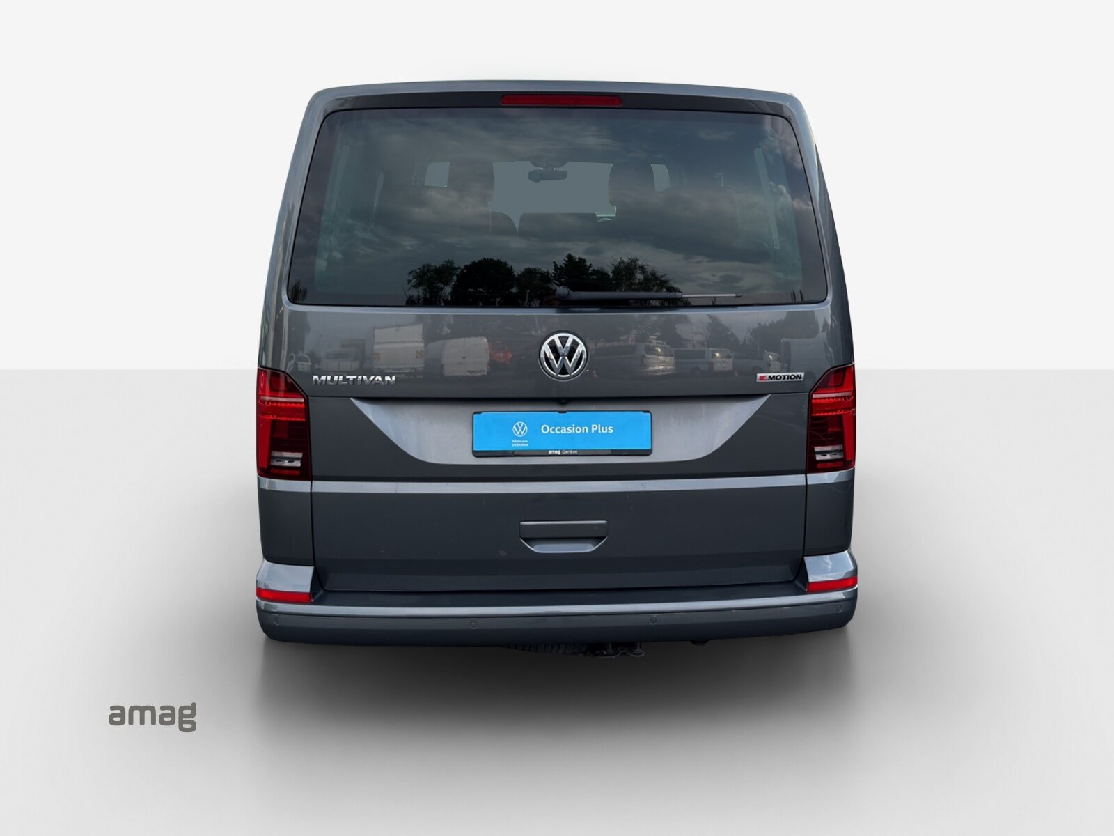 VW Multivan 6.1 Highline Liberty, Diesel, Second hand / Used, Automatic - 4