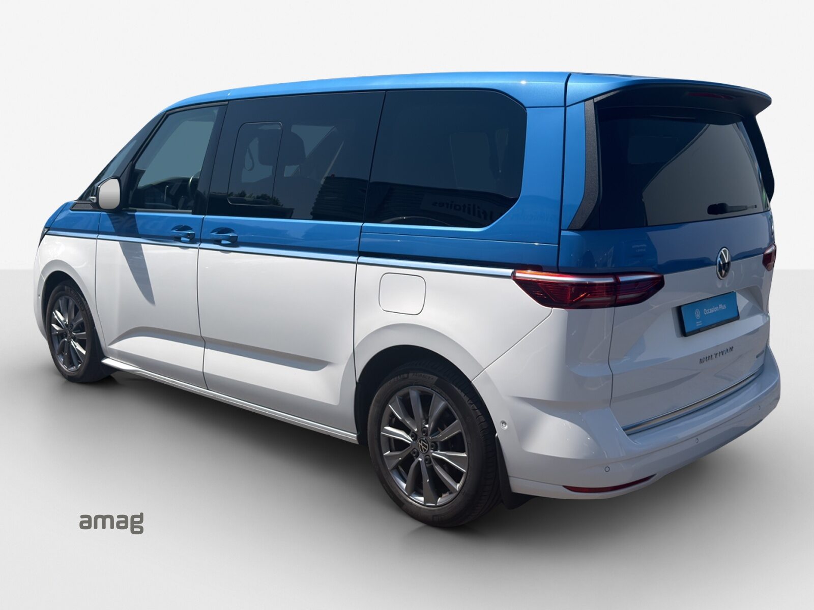 VW New Multivan Style Liberty kurz, Full-Hybrid Petrol/Electric, Second hand / Used, Automatic - 3