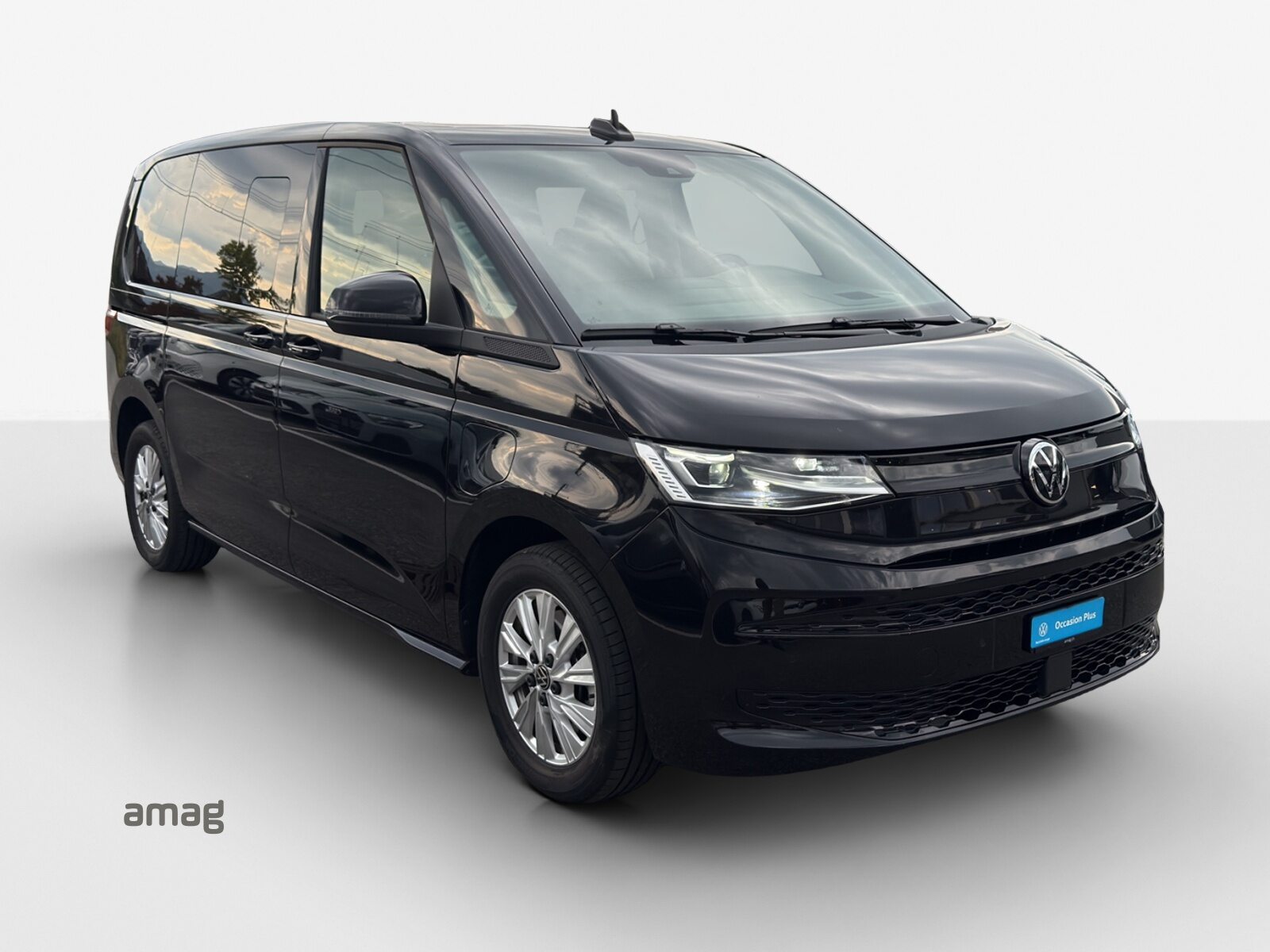 VW New Multivan Liberty kurz, Voll-Hybrid Benzin/Elektro, Occasion / Gebraucht, Automatik - 6