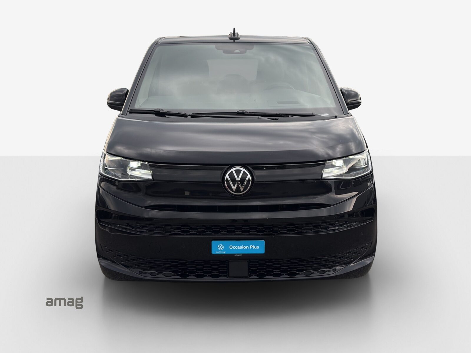 VW New Multivan Liberty kurz, Voll-Hybrid Benzin/Elektro, Occasion / Gebraucht, Automatik - 7