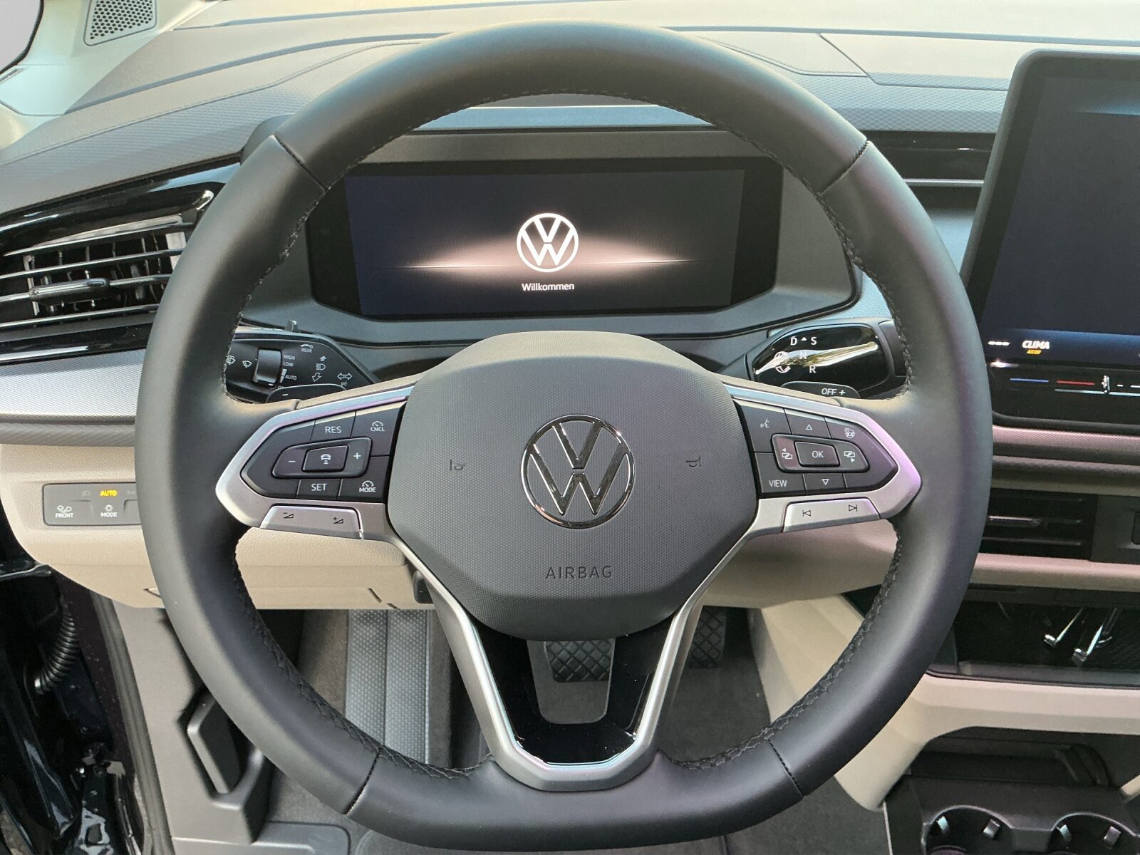 VW Multivan Trend Liberty kurz, Diesel, Second hand / Used, Automatic - 6