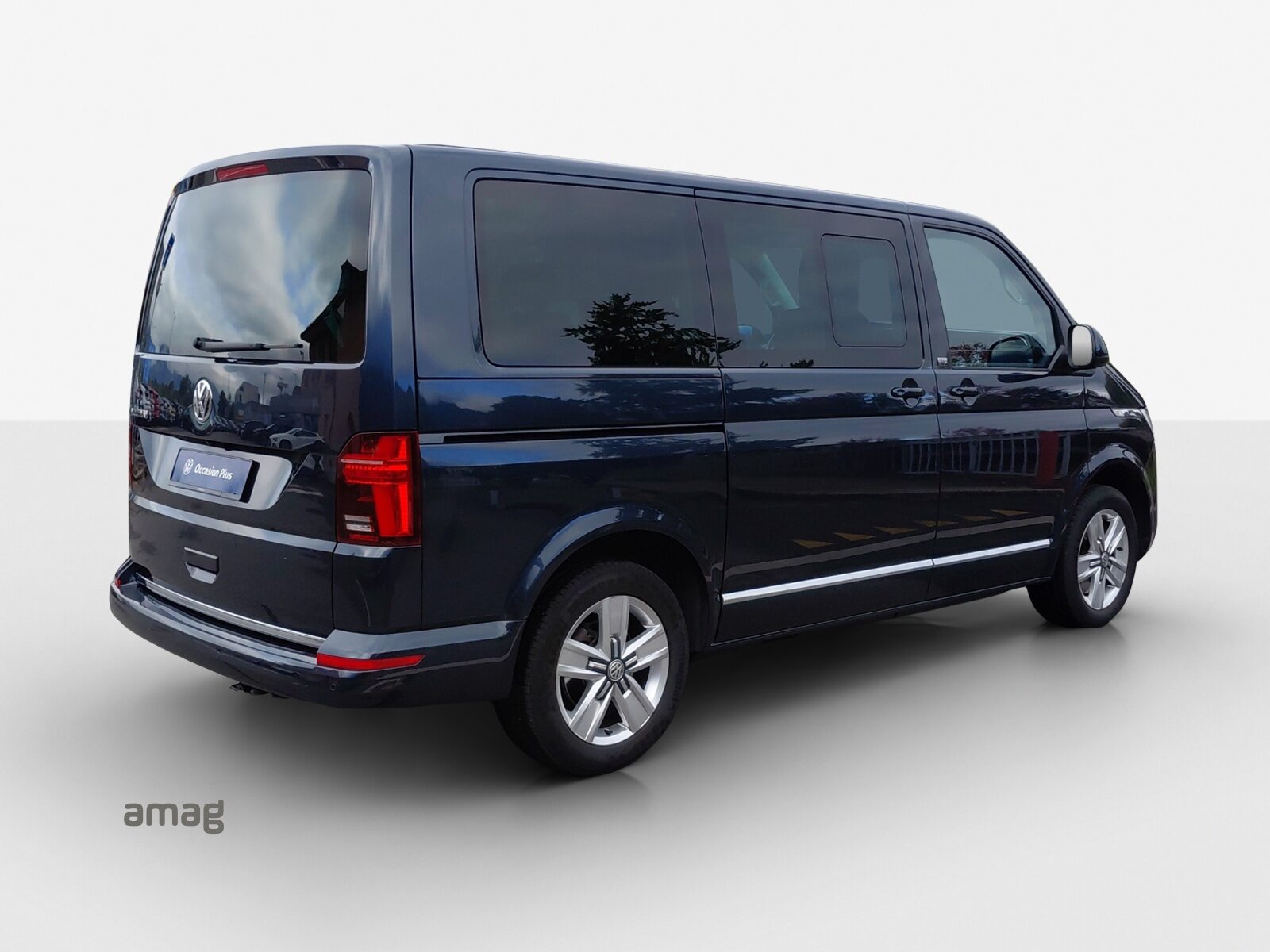 VW Multivan 6.1 Generation SIX, Diesel, Second hand / Used, Automatic - 5