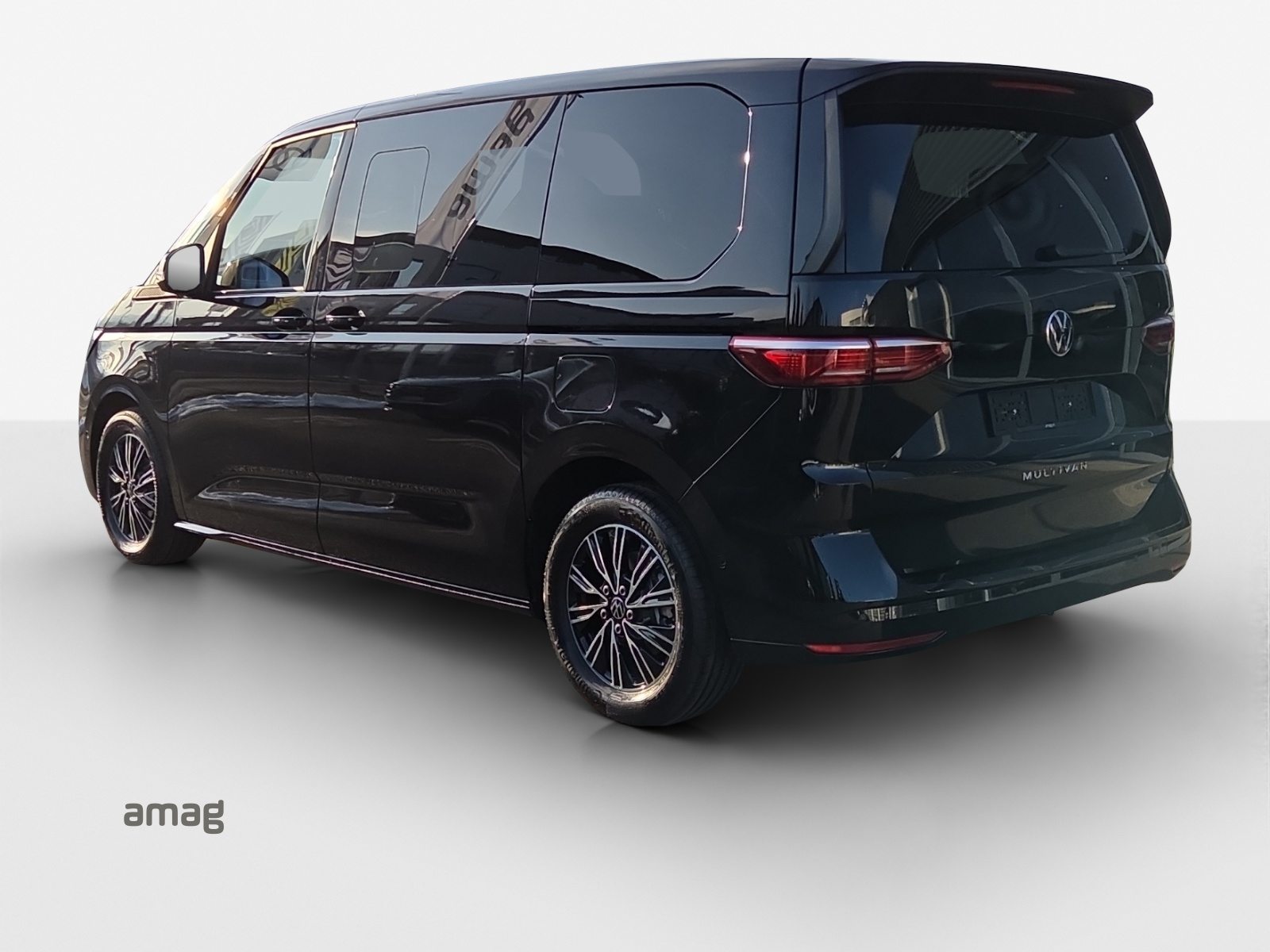VW Multivan Liberty kurz, Diesel, Vorführwagen, Automatik - 3