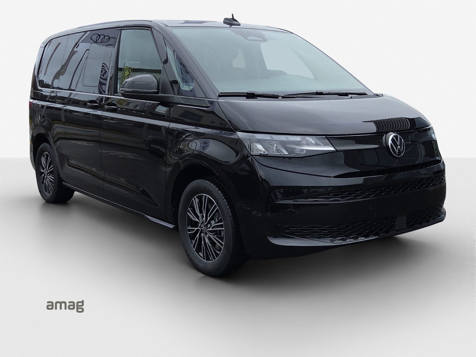 VW Multivan Liberty kurz, Full-Hybrid Petrol/Electric, Ex-demonstrator, Automatic - 6