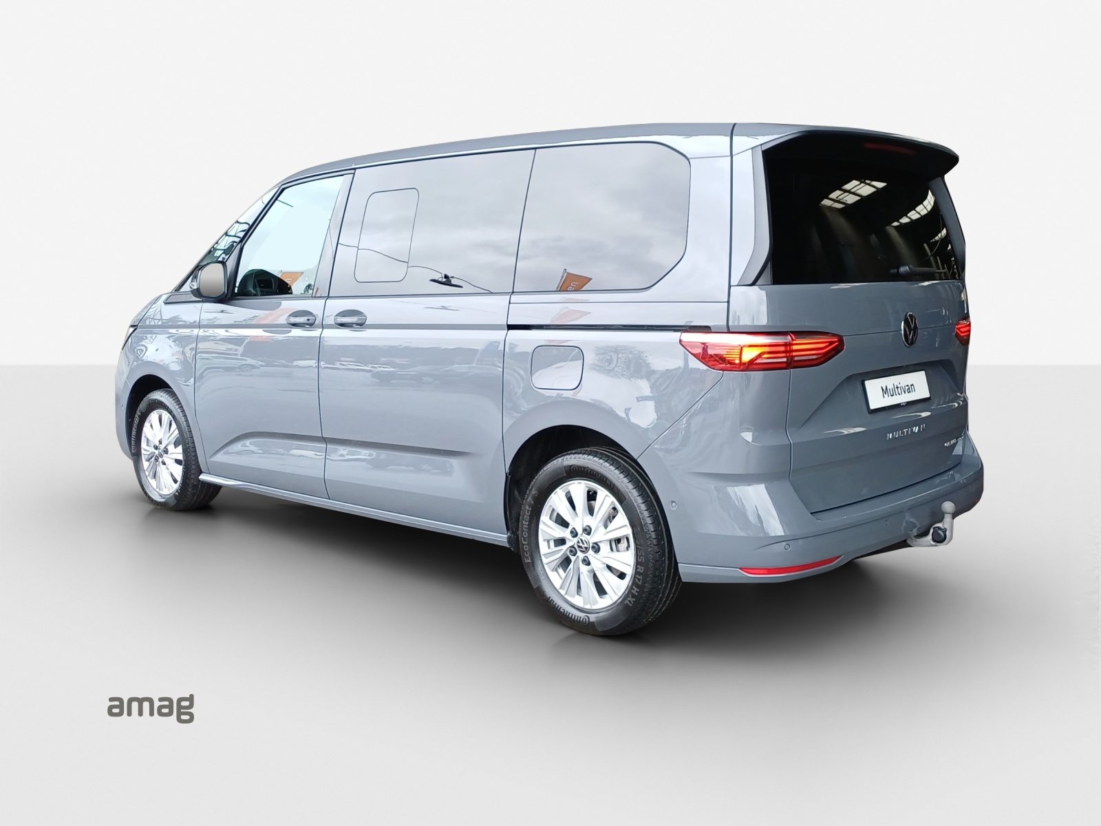 VW Multivan Liberty kurz, Full-Hybrid Petrol/Electric, Ex-demonstrator, Automatic - 3