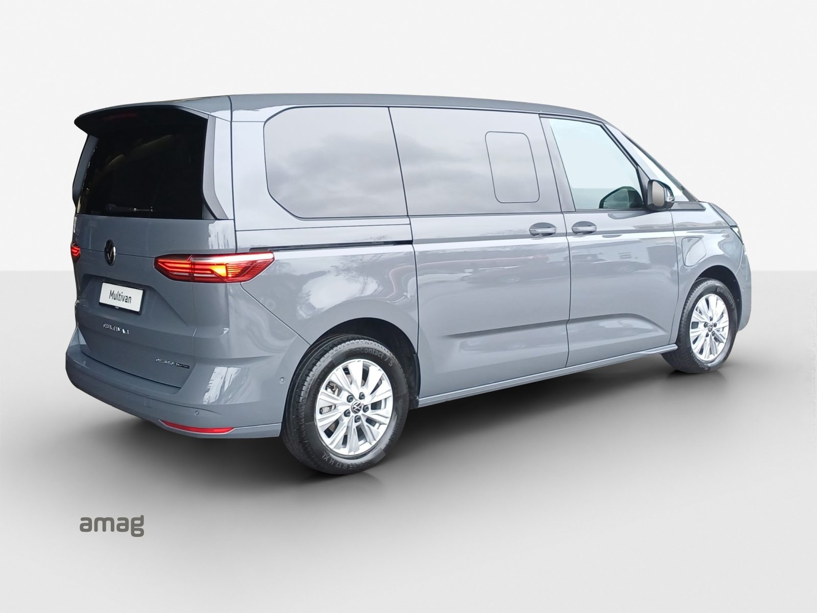 VW Multivan Liberty kurz, Full-Hybrid Petrol/Electric, Ex-demonstrator, Automatic - 5