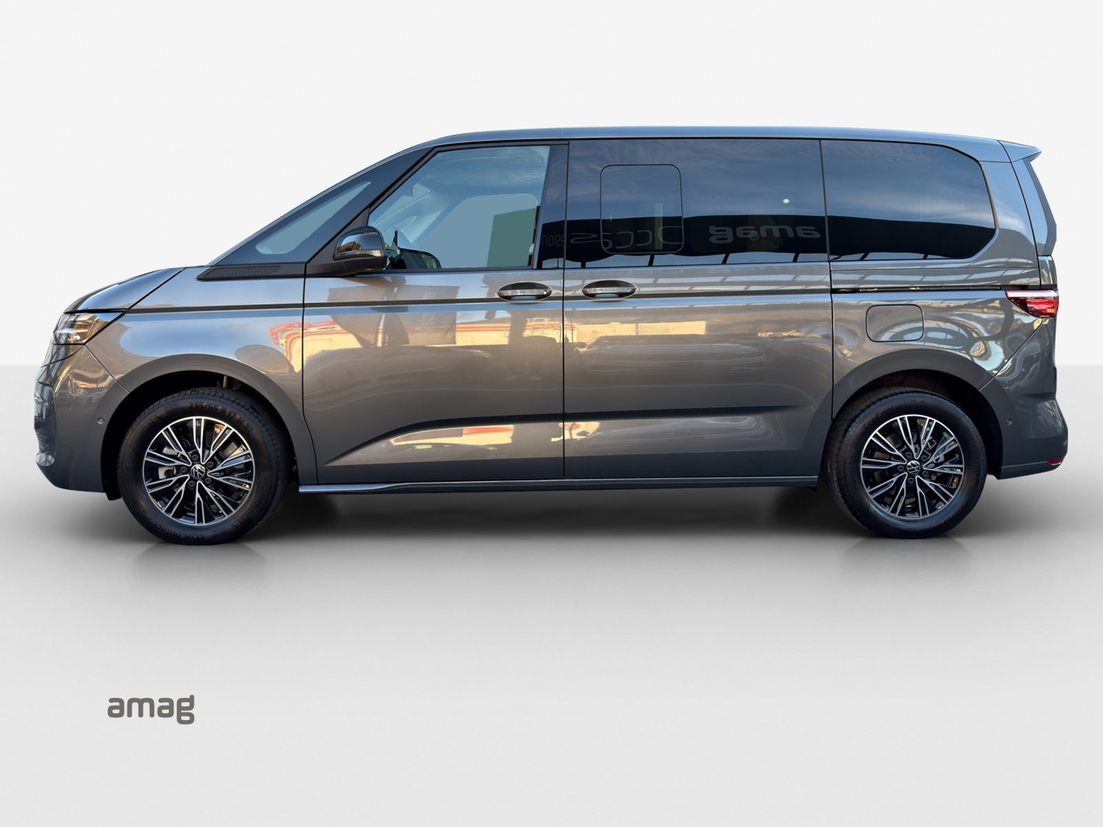 VW Multivan Liberty kurz, Hybride Integrale Benzina/Elettrica, Auto dimostrativa, Automatico - 2