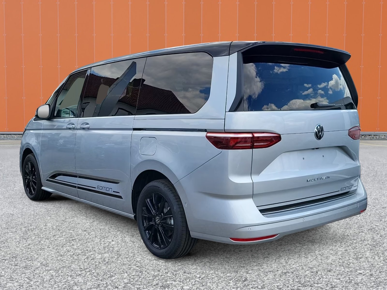 VW Multivan 2.0 TDI Life DSG Lang, Diesel, Vorführwagen, Automatik - 2