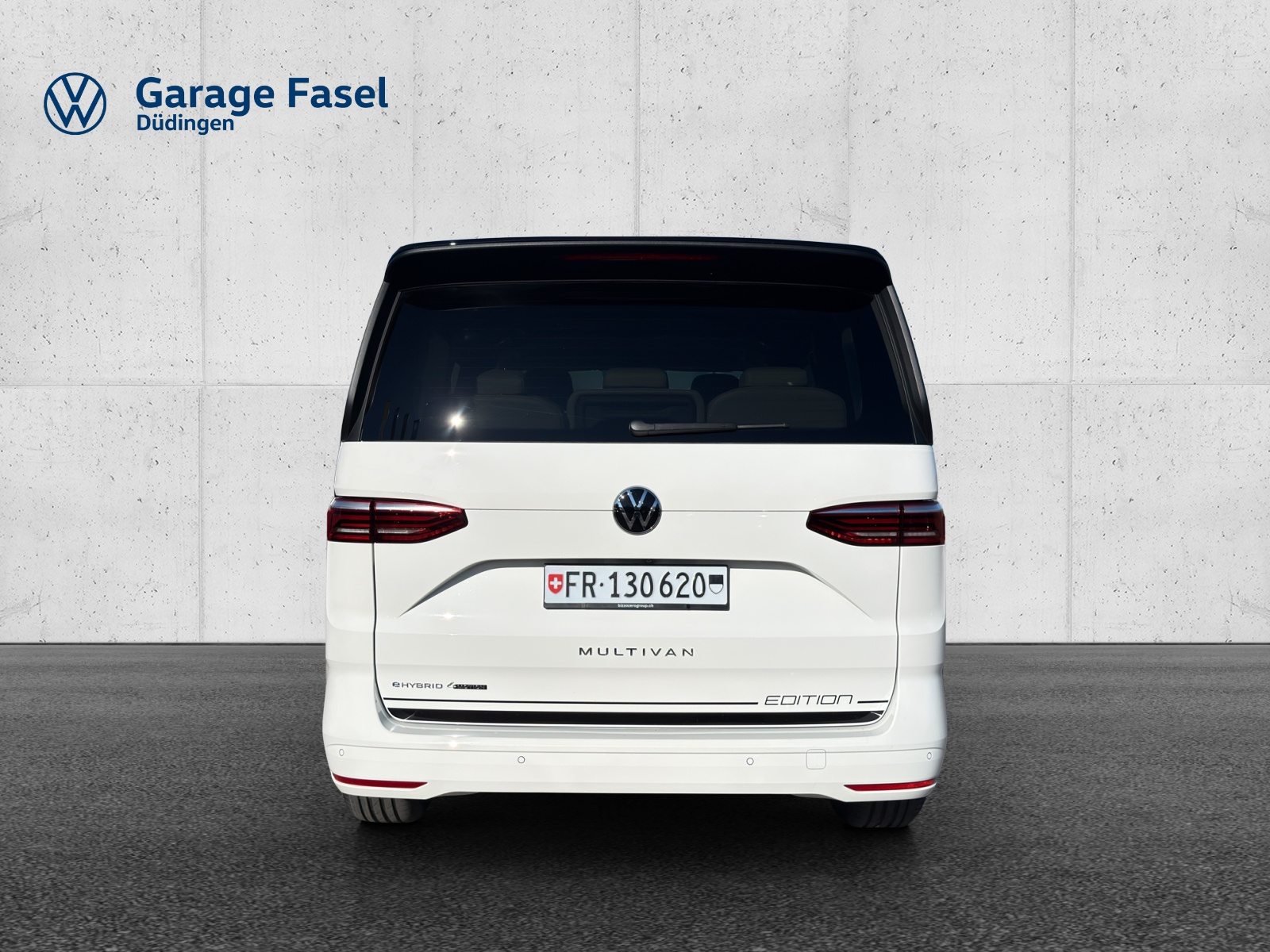 VW Multivan Life Edition kurz, Full-Hybrid Petrol/Electric, Ex-demonstrator, Automatic - 4
