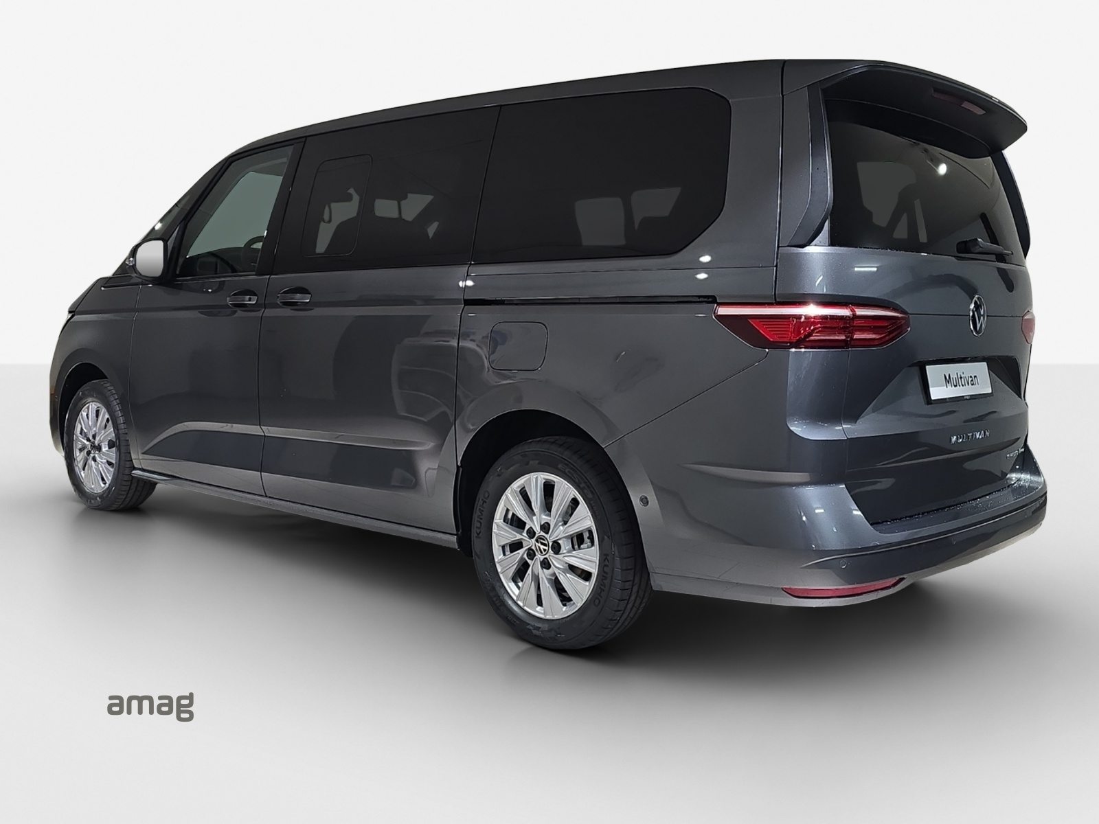VW Multivan Liberty lang, Full-Hybrid Petrol/Electric, Ex-demonstrator, Automatic - 3