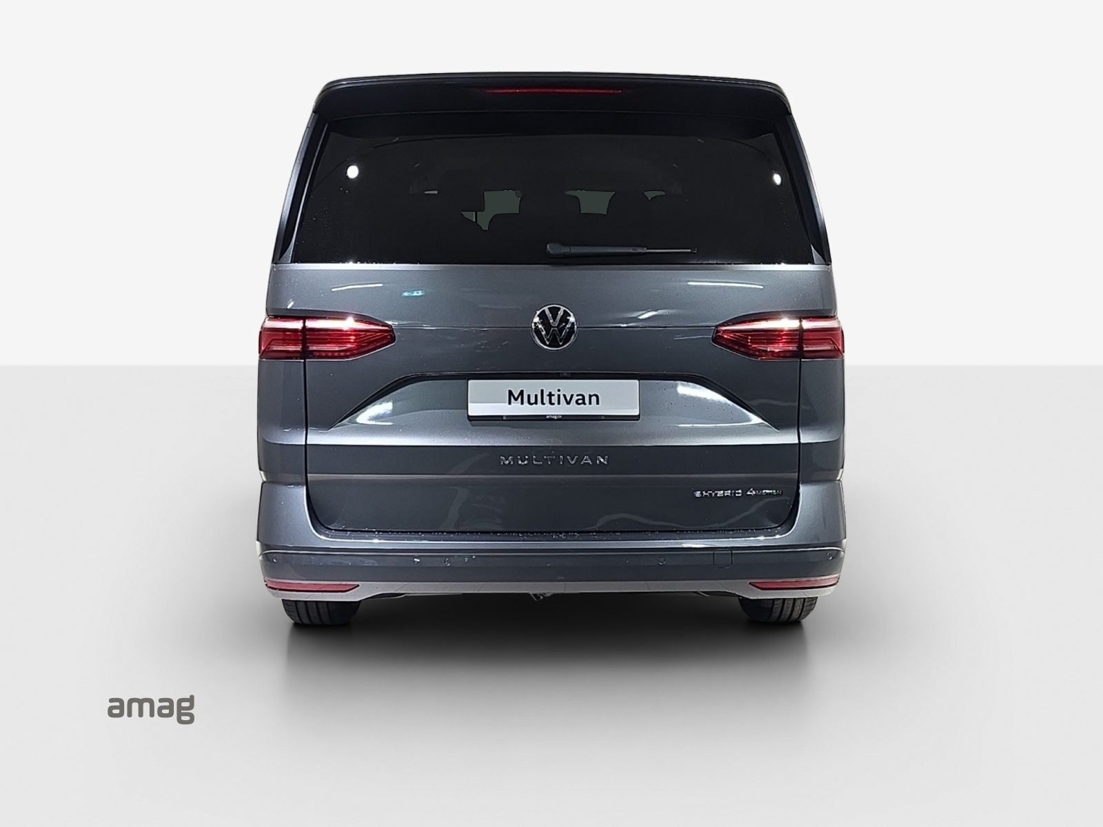 VW Multivan Liberty lang, Full-Hybrid Petrol/Electric, Ex-demonstrator, Automatic - 4