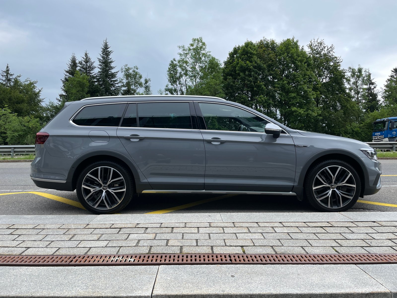 VW Passat Alltrack 2.0 TSI 4Motion DSG mit AHK und Standheiz, Petrol, Ex-demonstrator, Automatic - 3