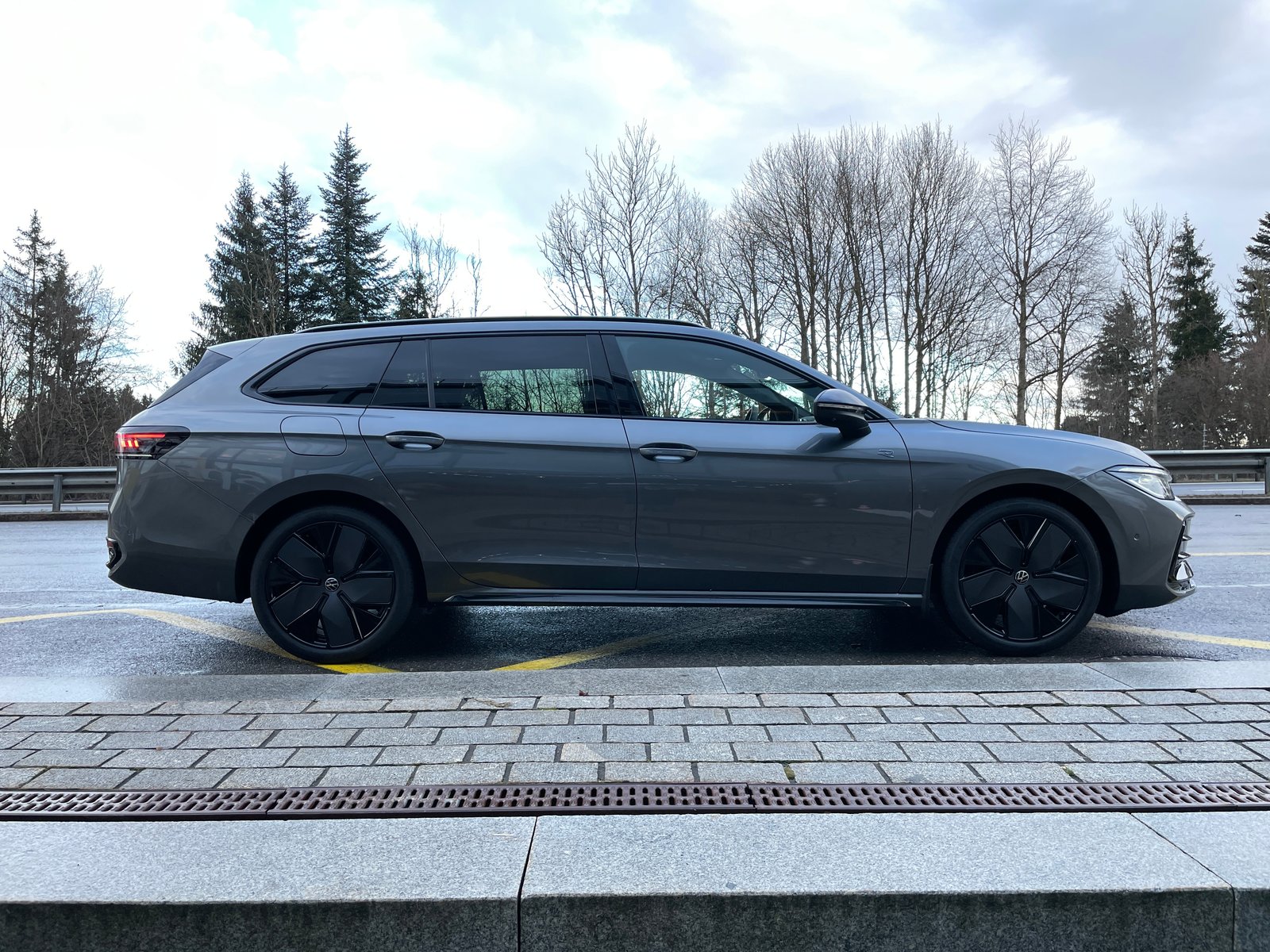 VW Passat R-Line 2.0 TDI 4MOTION, Diesel, New car, Automatic - 4
