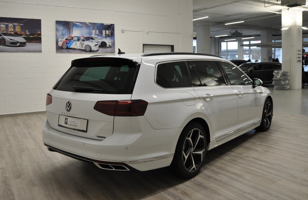 VW Passat 2.0 TDI BMT R-Line Business 4Motion DSG, Diesel, Occasioni / Usate, Automatico - 4