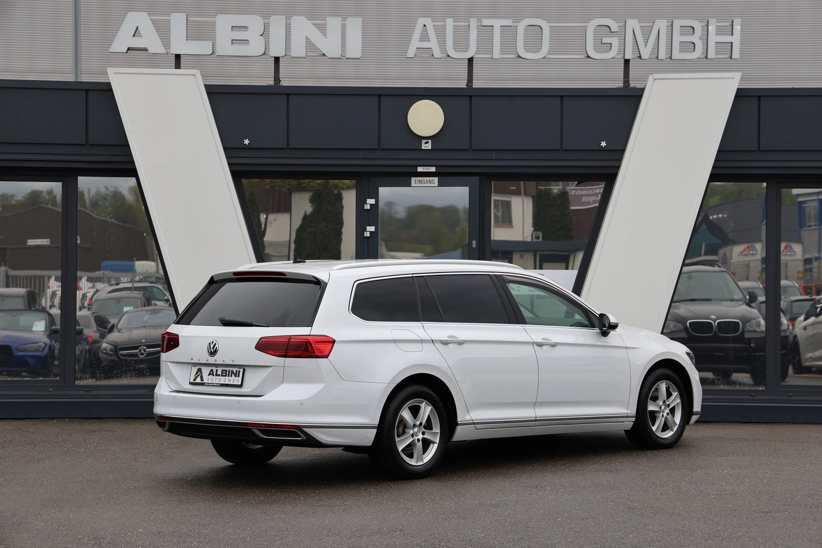 VW Passat 2.0 TDI BMT Elegance DSG, Diesel, Second hand / Used, Automatic - 3