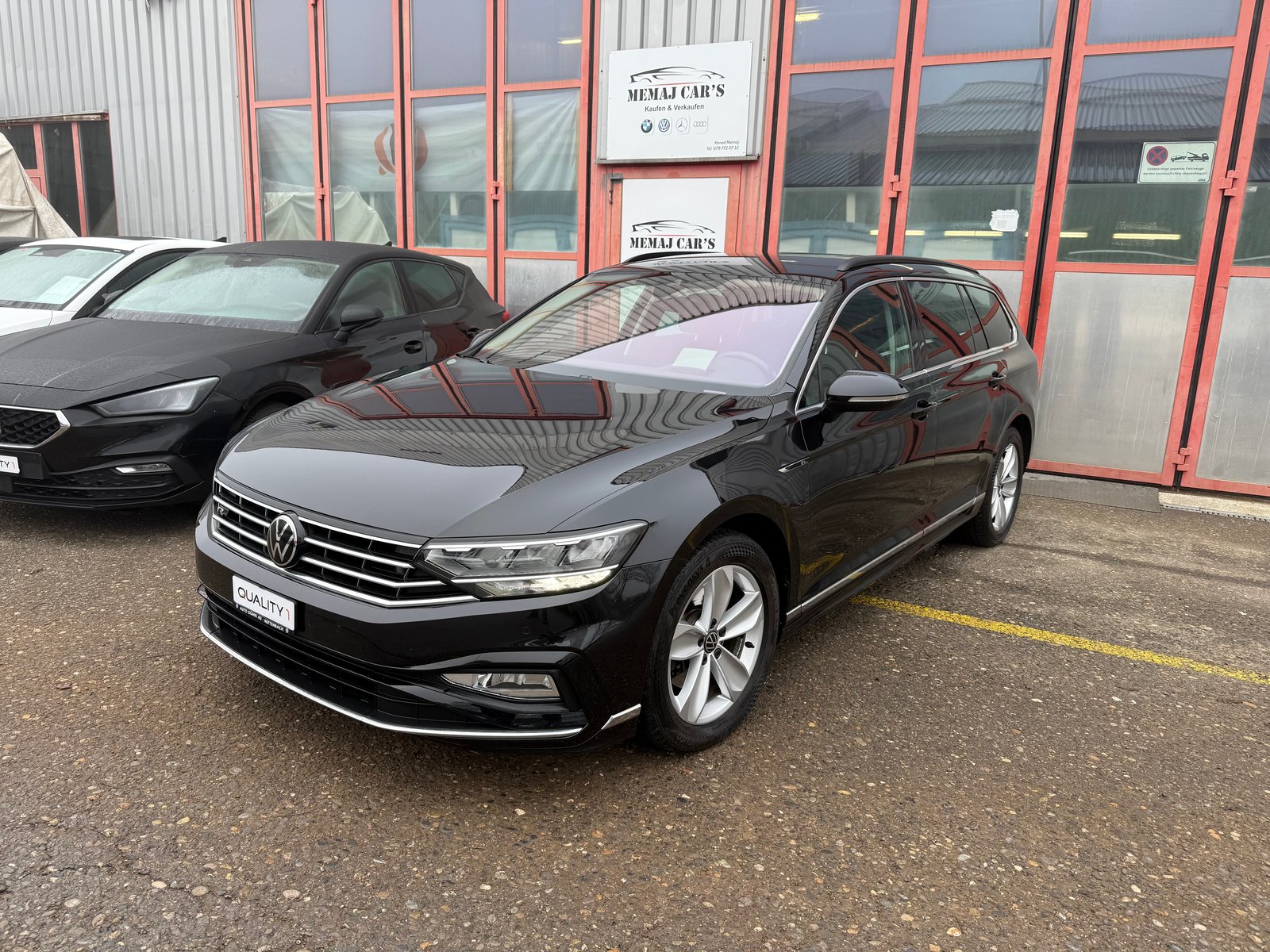 VW Passat 2.0 TDI BMT Business R-Line 4Motion DSG 200PS, Diesel, Second hand / Used, Automatic - 2