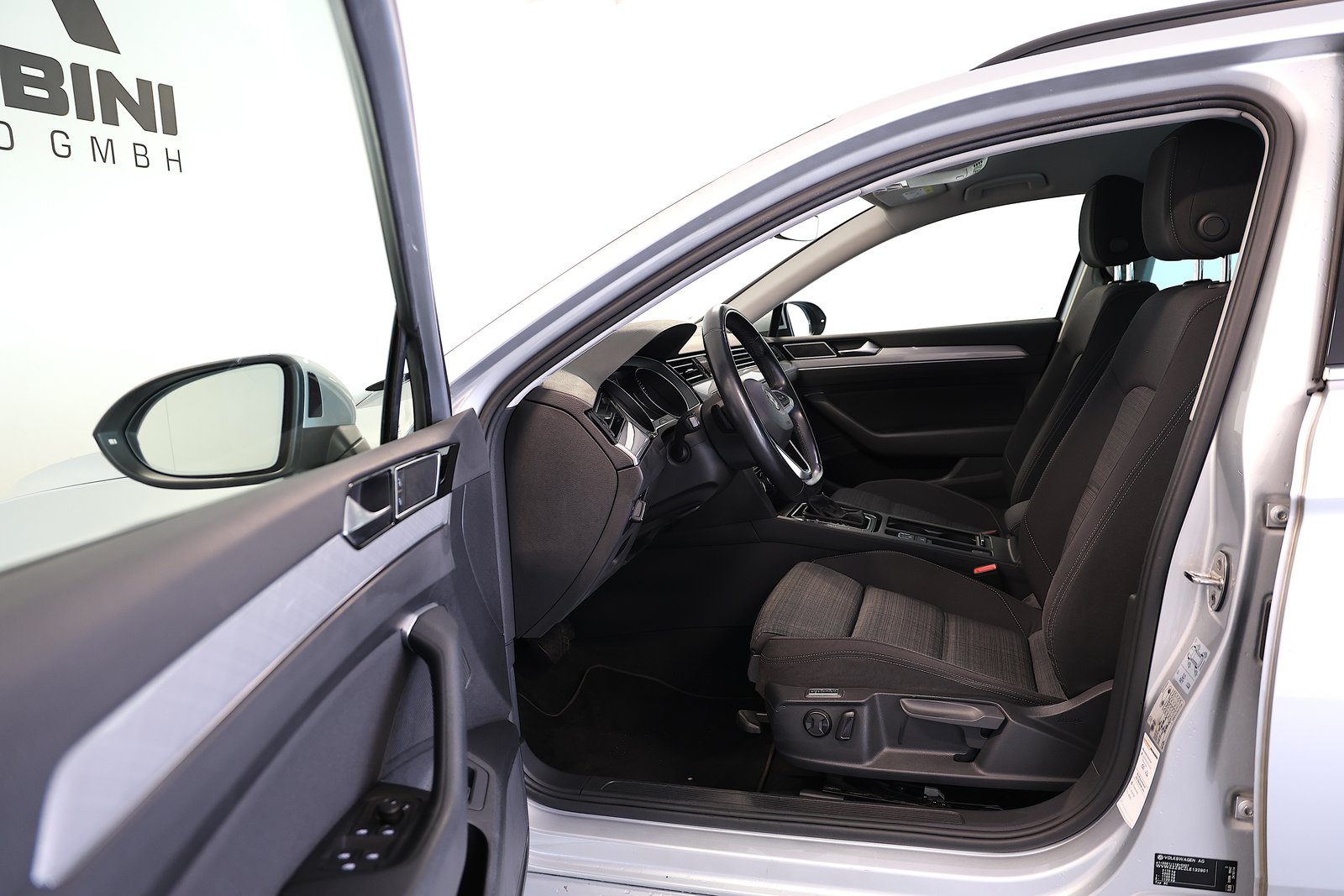 VW Passat 2.0 TDI BMT Business DSG, Diesel, Occasion / Gebraucht, Automatik - 6