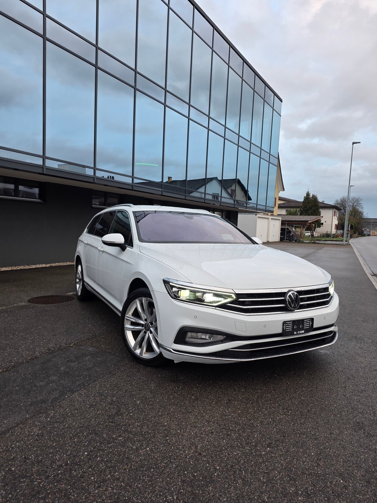 VW Passat 2.0 TDI BMT Elegance 4Motion DSG