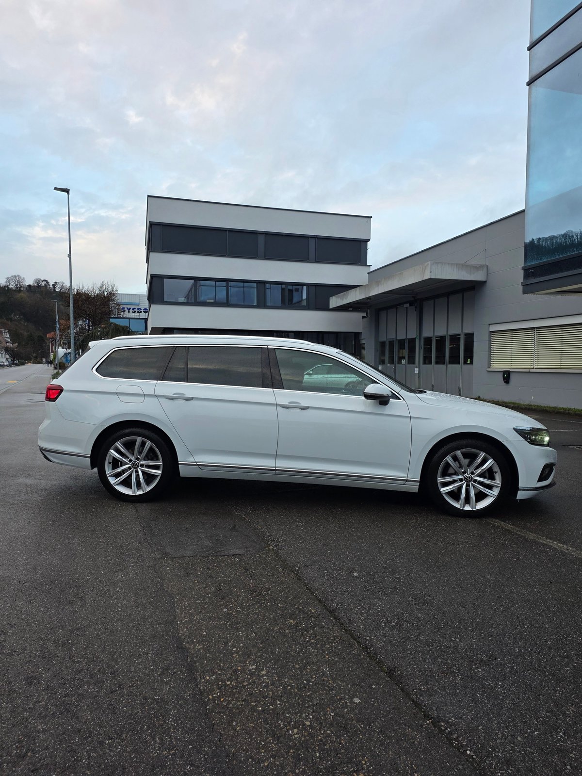 VW Passat 2.0 TDI BMT Elegance 4Motion DSG, Diesel, Occasion / Gebraucht, Automatik - 4