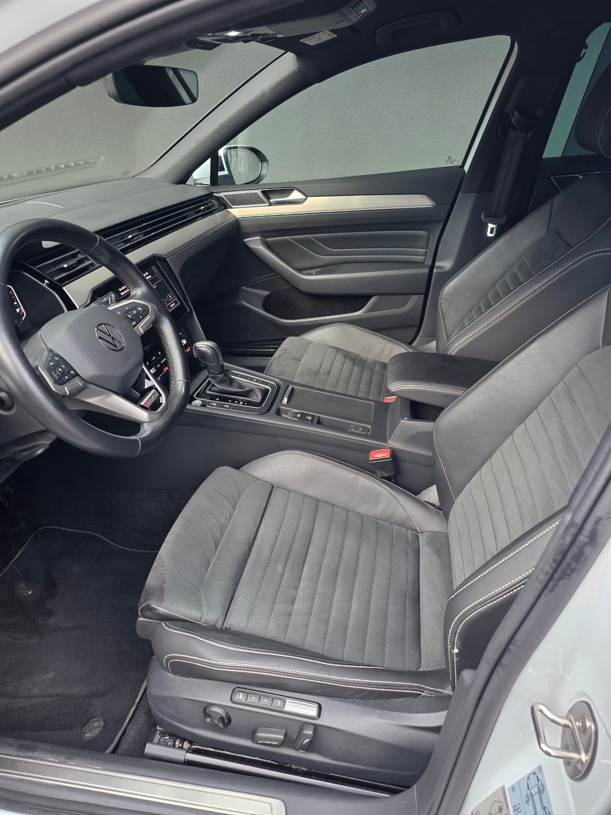 VW Passat 2.0 TDI BMT Elegance 4Motion DSG, Diesel, Occasion / Gebraucht, Automatik - 7