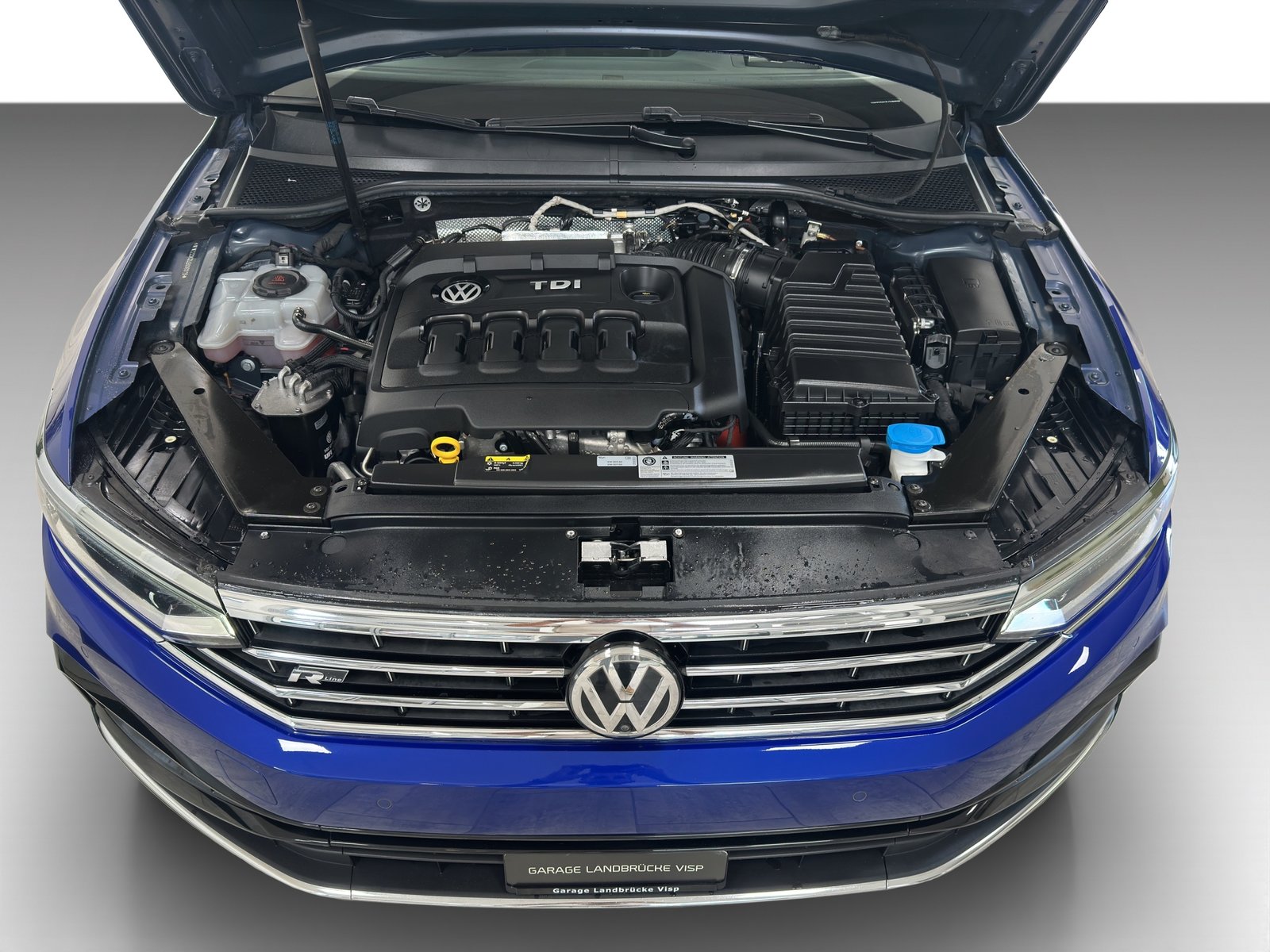 VW Passat 2.0 TDI BMT R-Line 4Motion DSG, Diesel, Occasion / Gebraucht, Automatik - 4