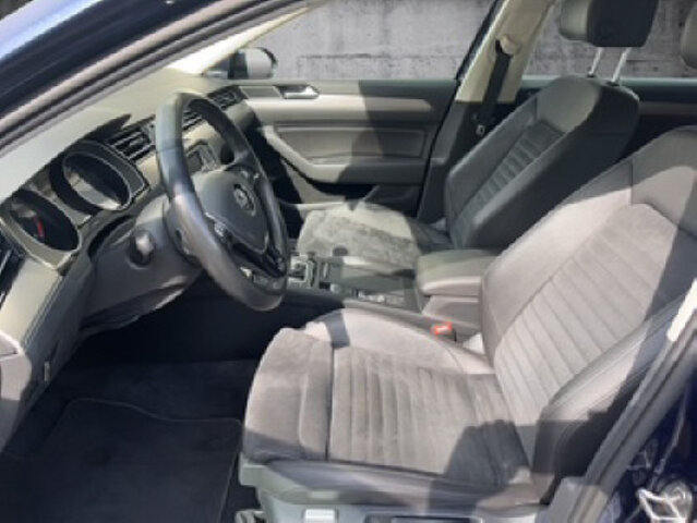 VW Passat 2.0 TDI Highline4M, Occasion / Gebraucht, Automatik - 7