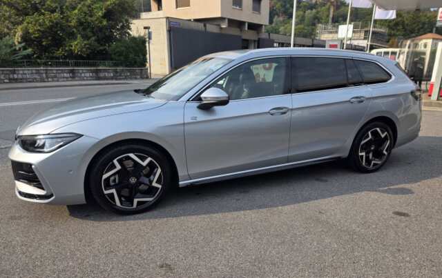 VW Passat 2.0 TDI R-Line 4M, Diesel, Occasioni / Usate, Automatico - 5