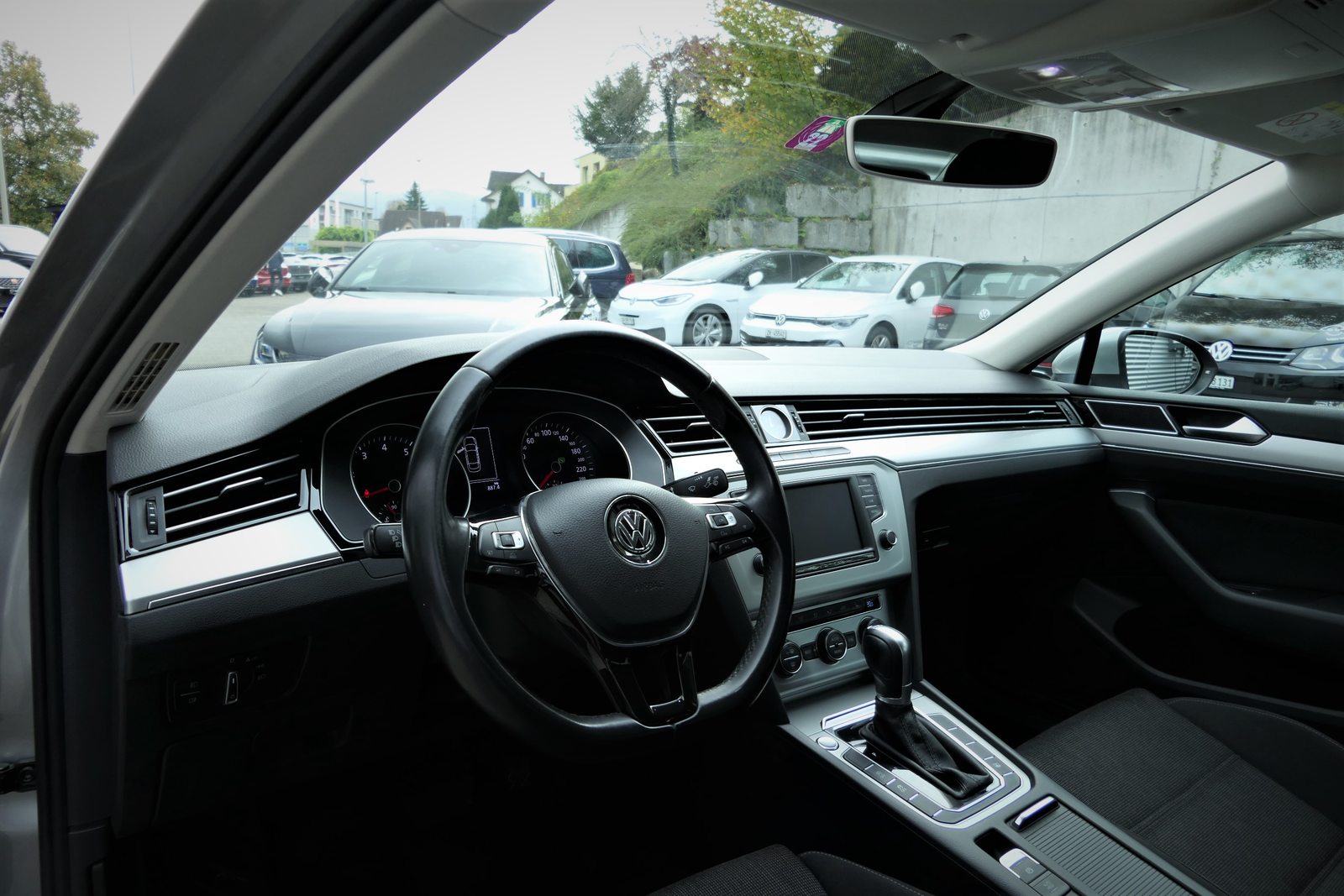 VW NEW Passat Limousine Comfortline, Essence, Occasion / Utilisé, Automatique - 5