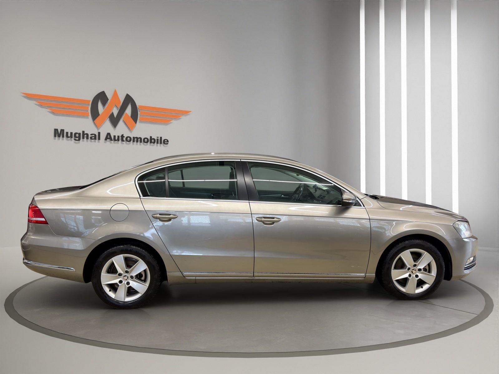 VW Passat 2.0 TSI Comfortline DSG, Petrol, Second hand / Used, Automatic - 4
