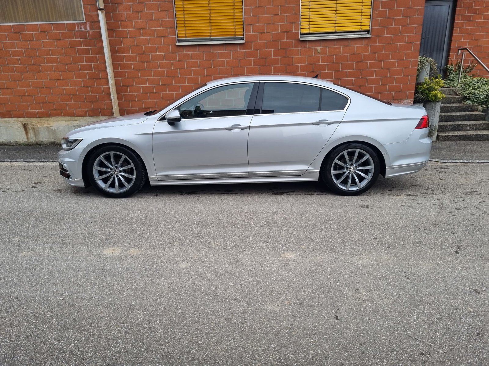 VW Passat 2.0 TDI SCR BMT Comfortline DSG, Diesel, Occasion / Utilisé, Automatique - 2