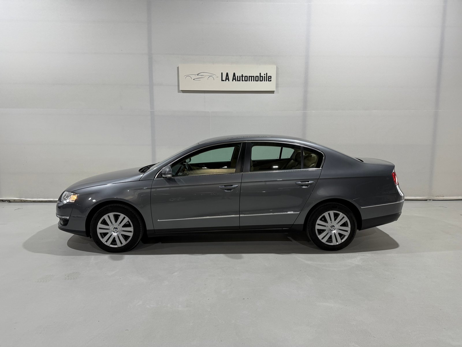 VW Passat 2.0 FSI Highline, Benzina, Occasioni / Usate, Automatico - 3