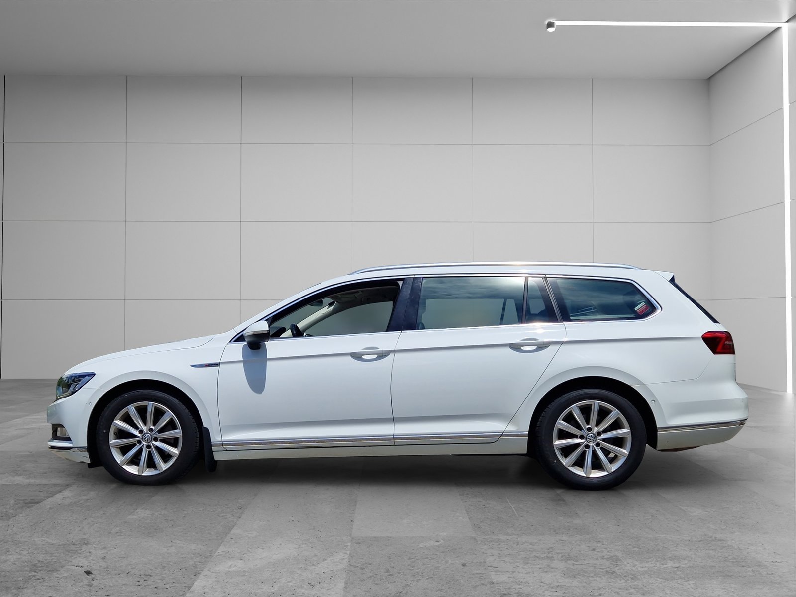 VW Passat 2.0 TDI BMT Highline DSG 4Motion, Diesel, Occasion / Gebraucht, Automatik - 5