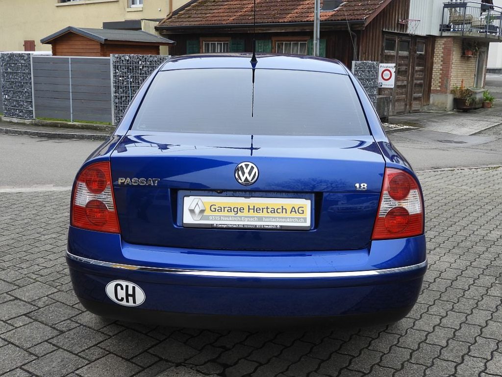 VW PASSAT 1.8 20V Turbo Highline, Petrol, Second hand / Used, Manual - 4