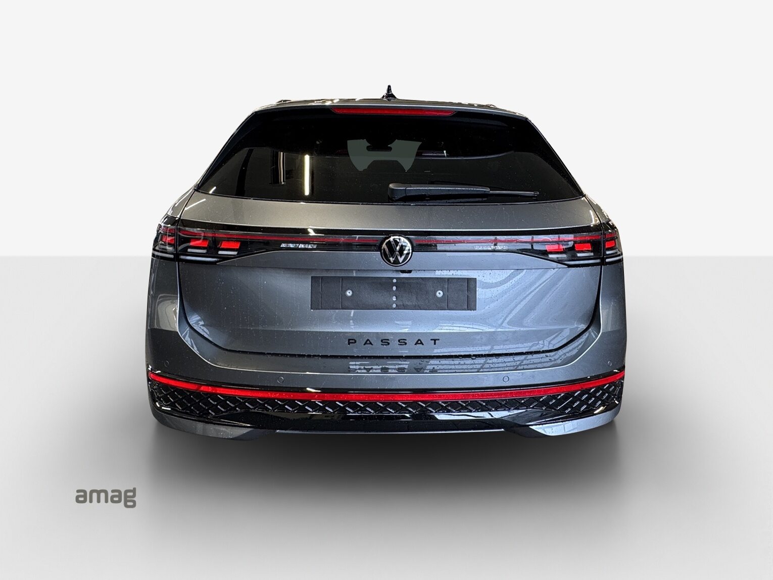 VW Passat Variant R-Line, Diesel, Neues Fahrzeug mit Tageszulassung, Automatik - 4
