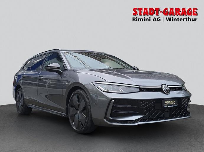 VW Passat Variant 2.0 TSI R-Line DSG 4motion, Benzin, Neues Fahrzeug mit Tageszulassung, Automatik
