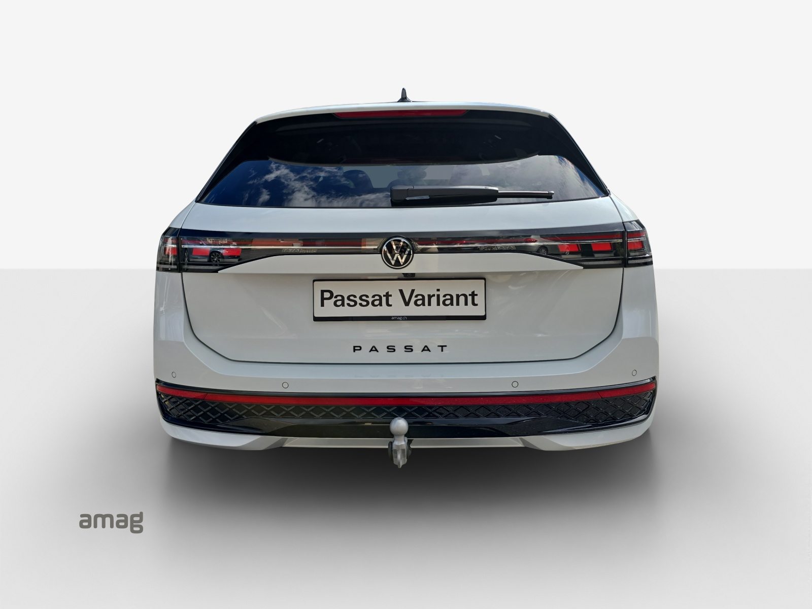VW Passat Variant R-Line, Benzin, Neuwagen, Automatik - 4
