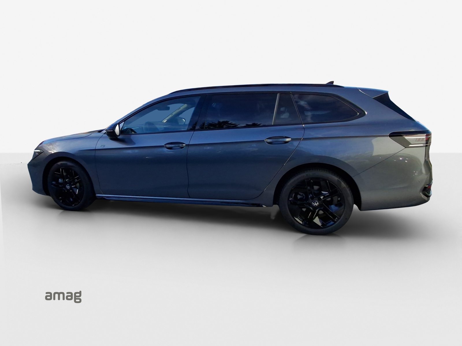 VW Passat Variant R-Line, Diesel, New car, Automatic - 2