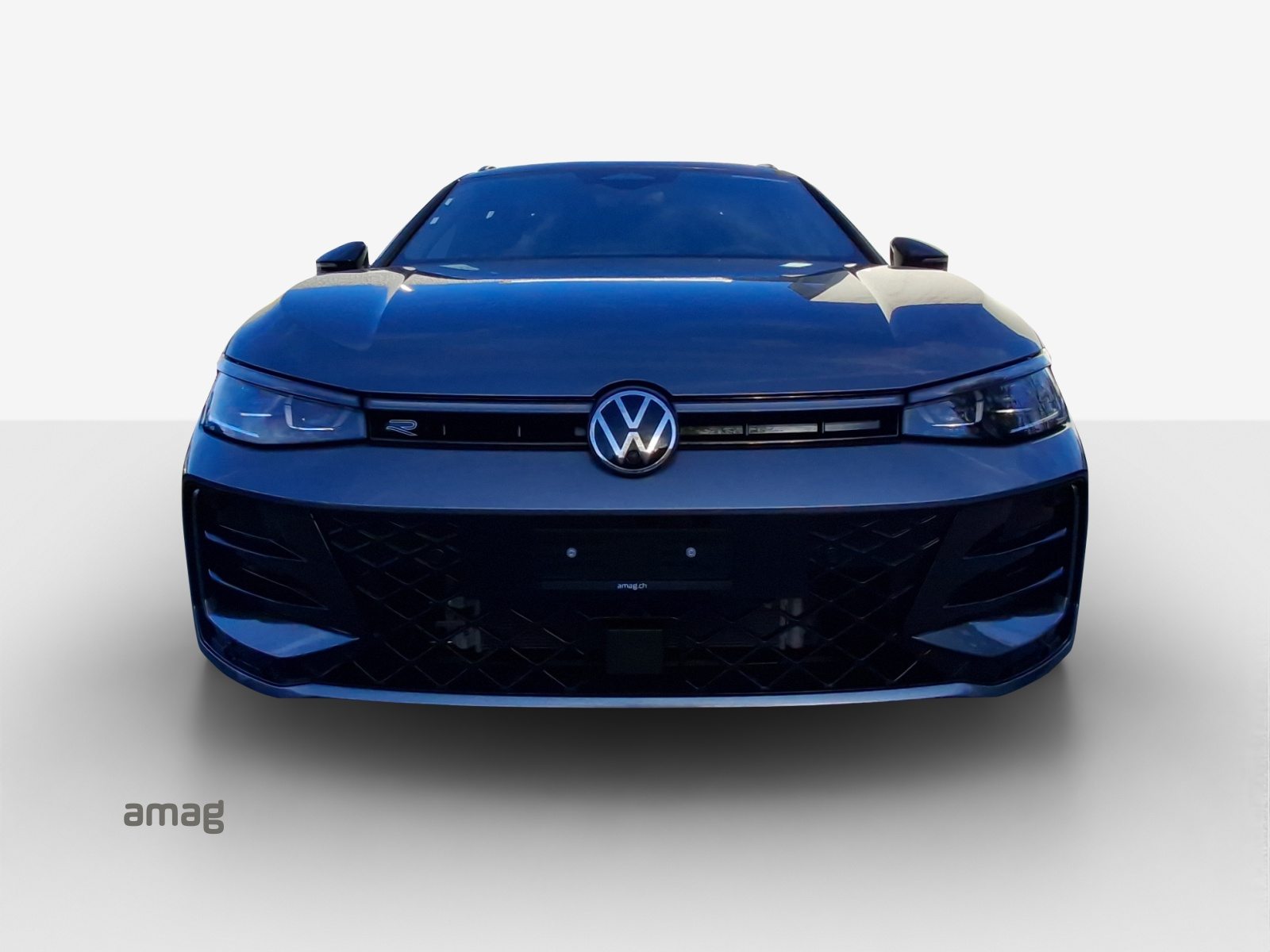 VW Passat Variant R-Line, Diesel, New car, Automatic - 7
