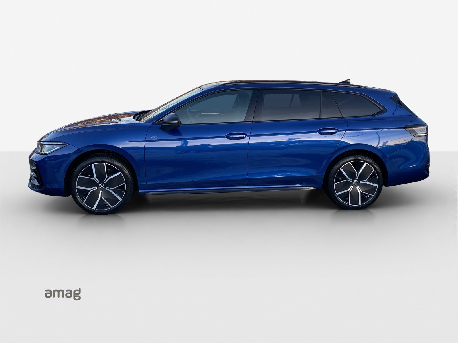 VW Passat Variant R-Line, Essence, Voiture nouvelle, Automatique - 2