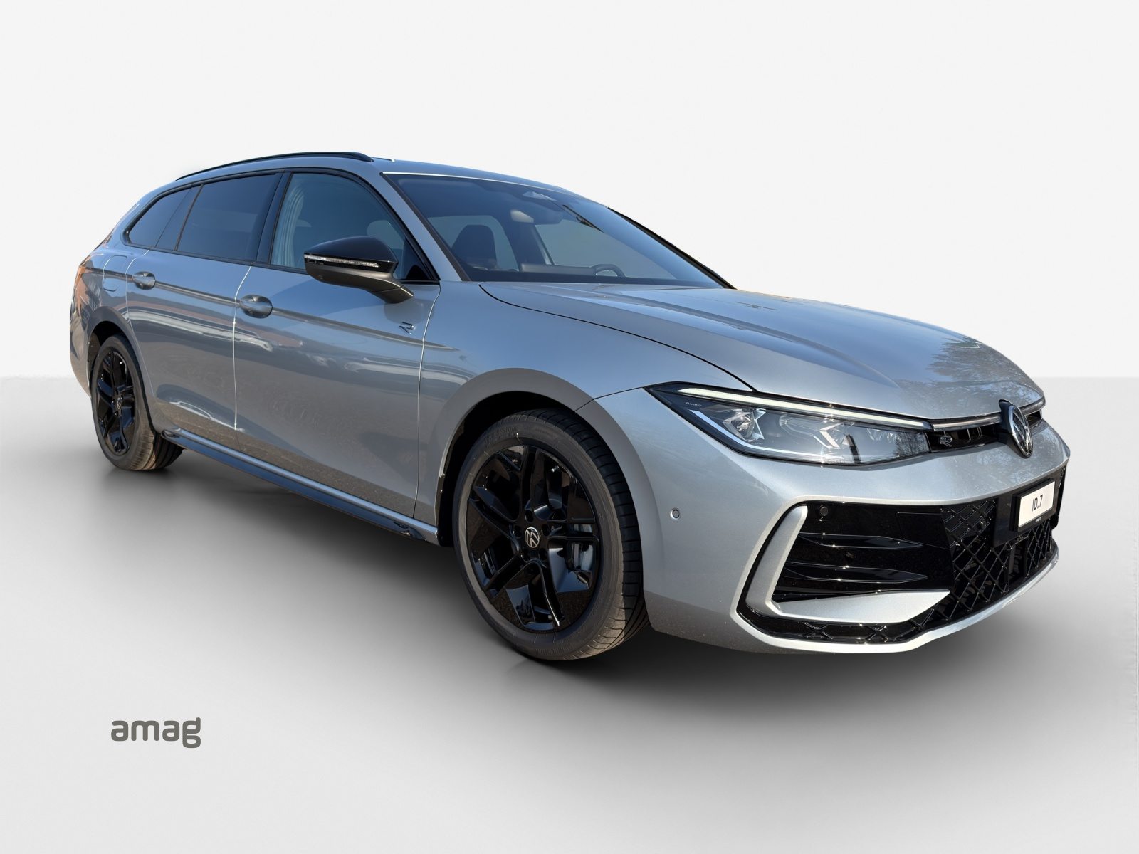 VW Passat Variant R-Line, Benzin, Neuwagen, Automatik - 6