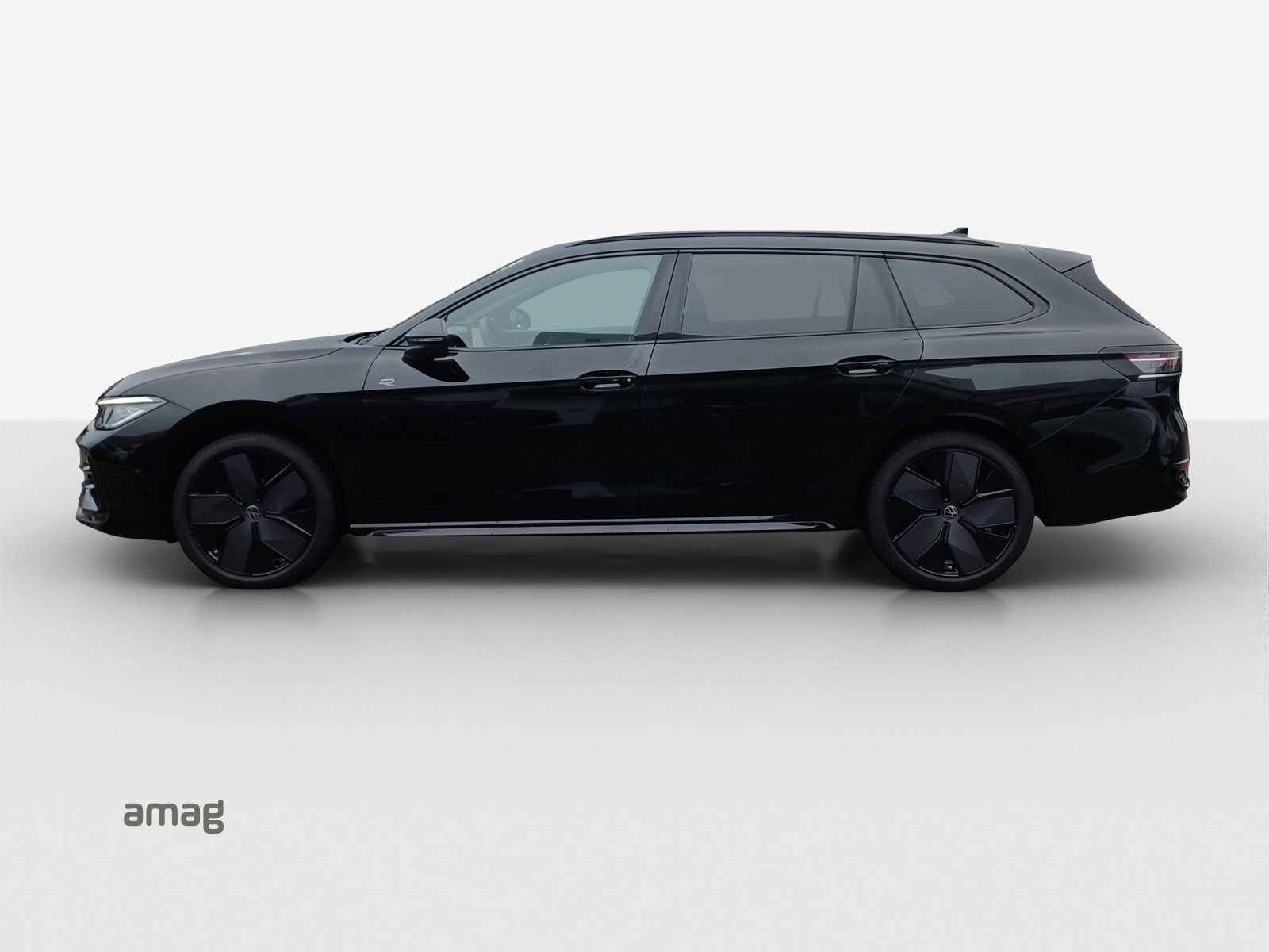 VW Passat Variant R-Line, Benzina, Auto nuove, Automatico - 2