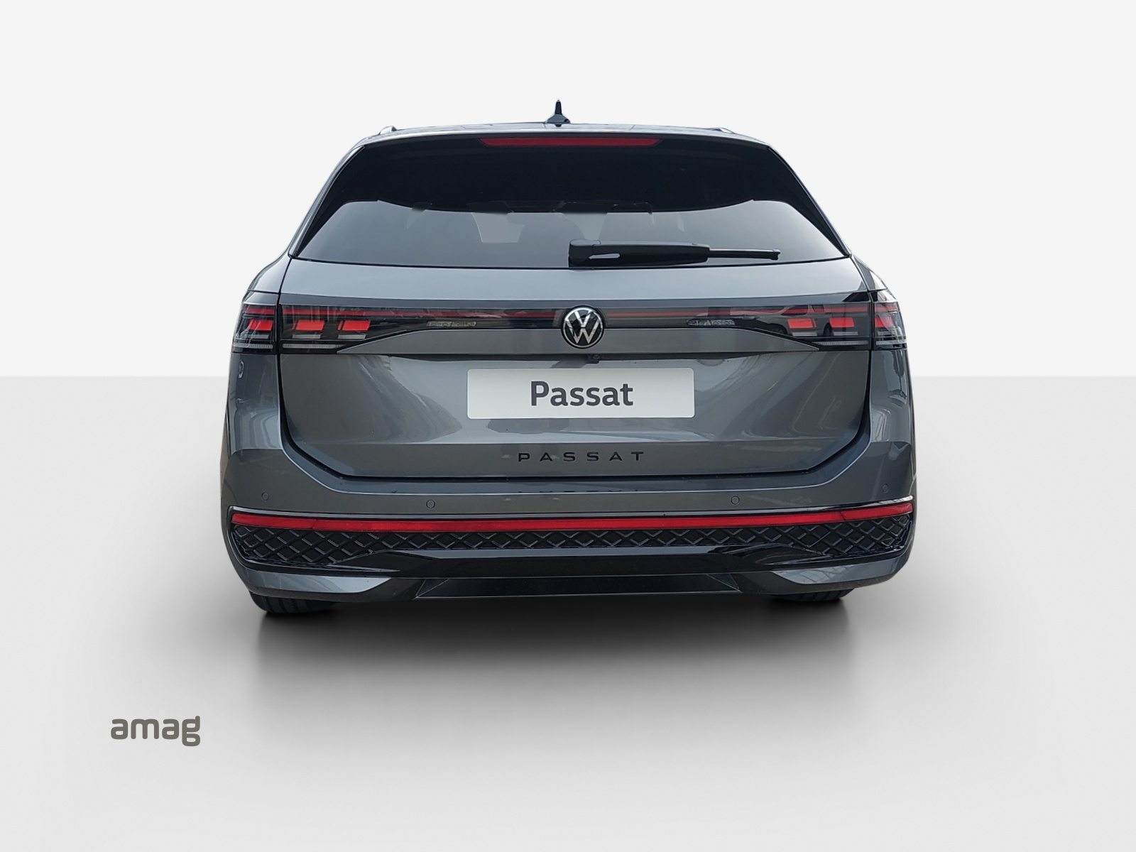VW Passat Variant R-Line, Diesel, Neuwagen, Automat - 4