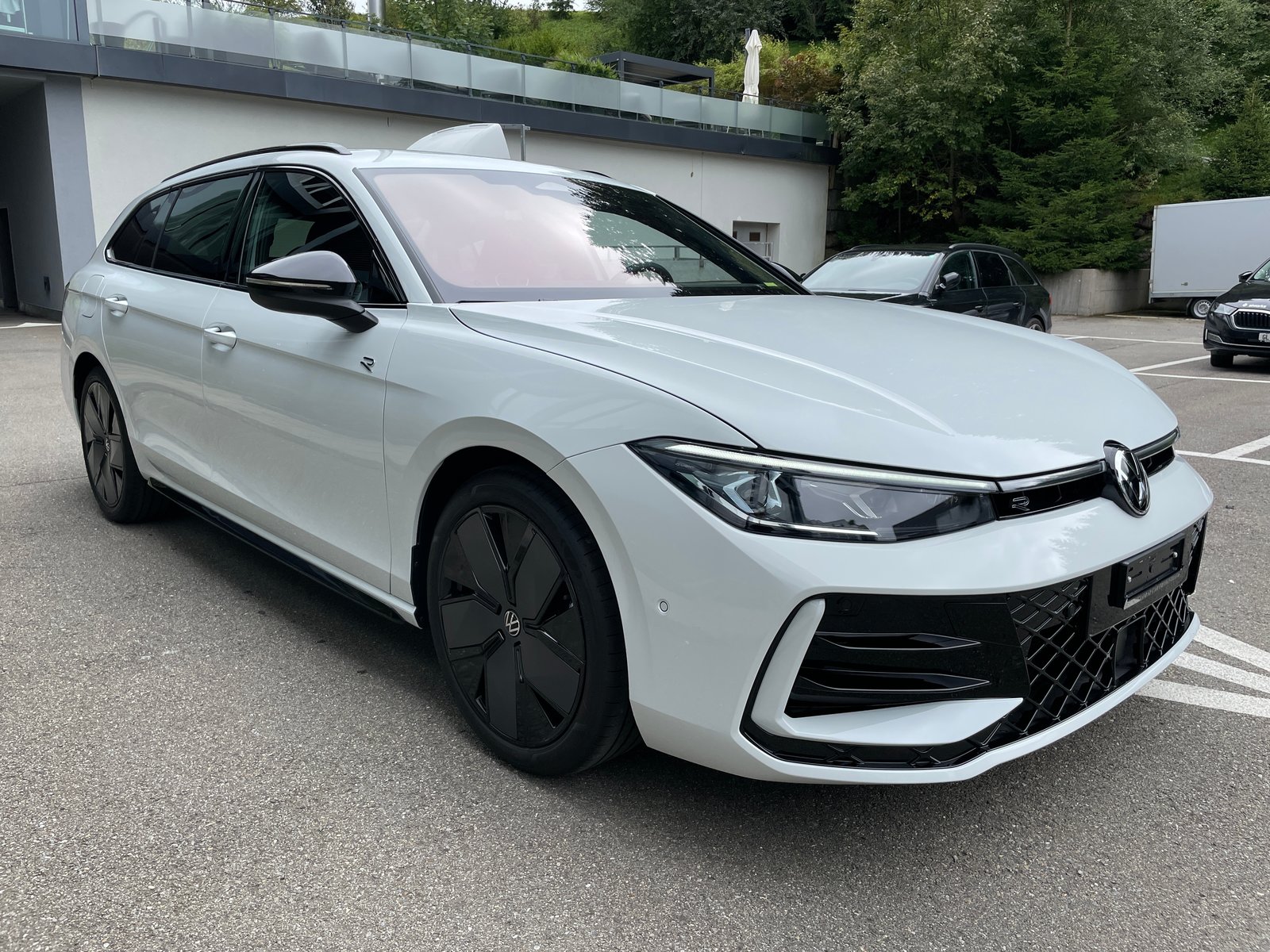 VW Passat Variant 1.5 eTSI evo R-Line DSG, Hybride Léger Essence/Électricité, Voiture nouvelle, Automatique - 7