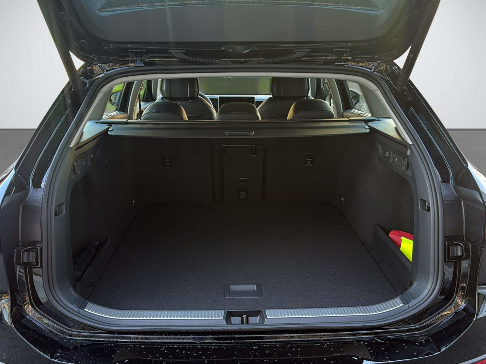 VW Passat Variant 2.0 TDI Business DSG 4motion, Diesel, Neuwagen, Automat - 7