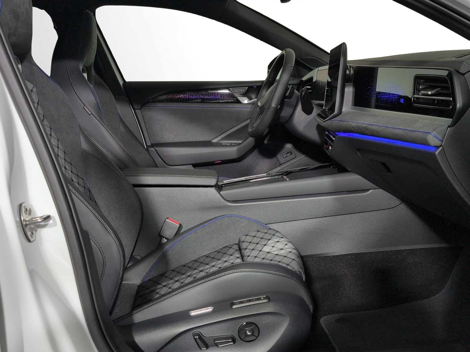 VW Passat Variant R-Line, Diesel, Voiture nouvelle, Automatique - 7