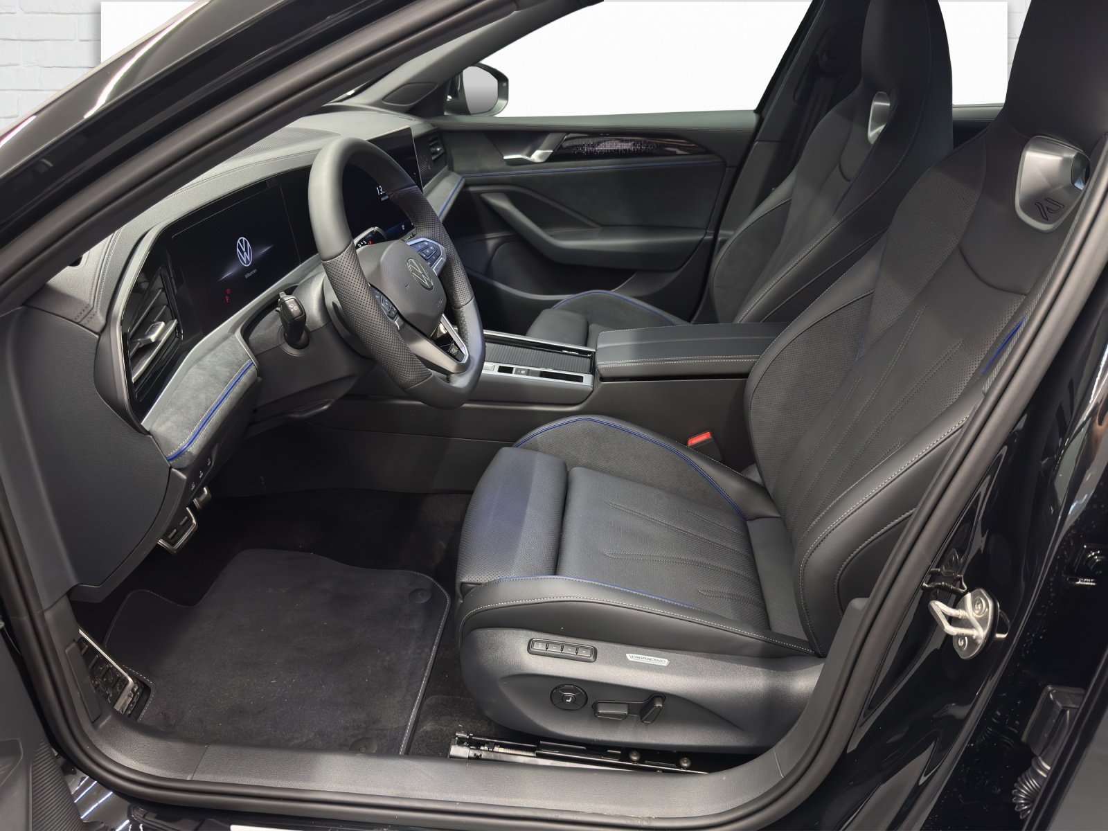 VW Passat Variant 2.0 TDI R-Line DSG, Diesel, Neuwagen, Automatik - 7