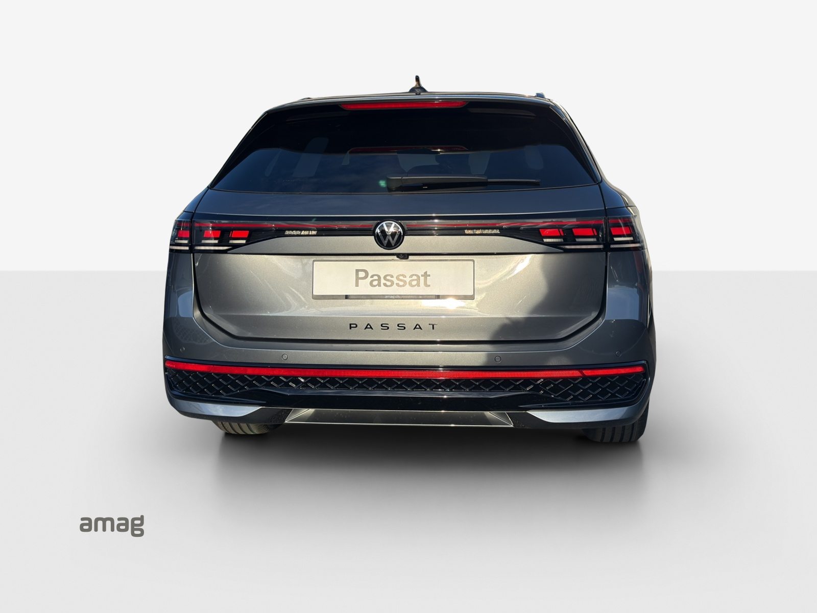 VW Passat Variant R-Line, Diesel, Neuwagen, Automatik - 4